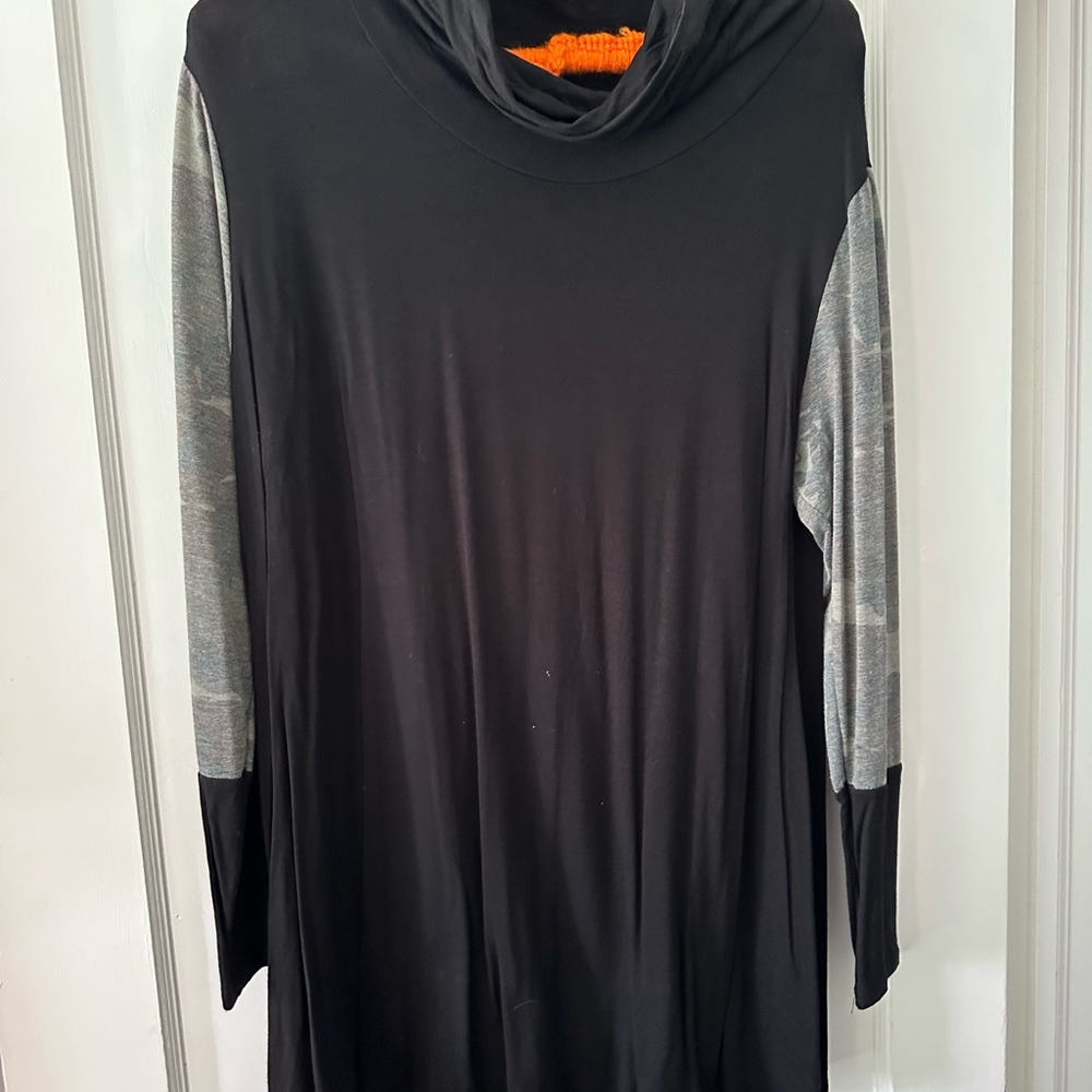 Black and Gray Long Sleeve